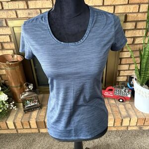 Athleta Tee Shirt Women's Small Short Sleeve Shadow Stripe Chi Scoop Neck Top